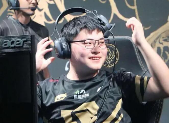 九游手游排行榜Uzi焦点对战，TheShy与80激战切尔西分钟，持续失利胜负难料！