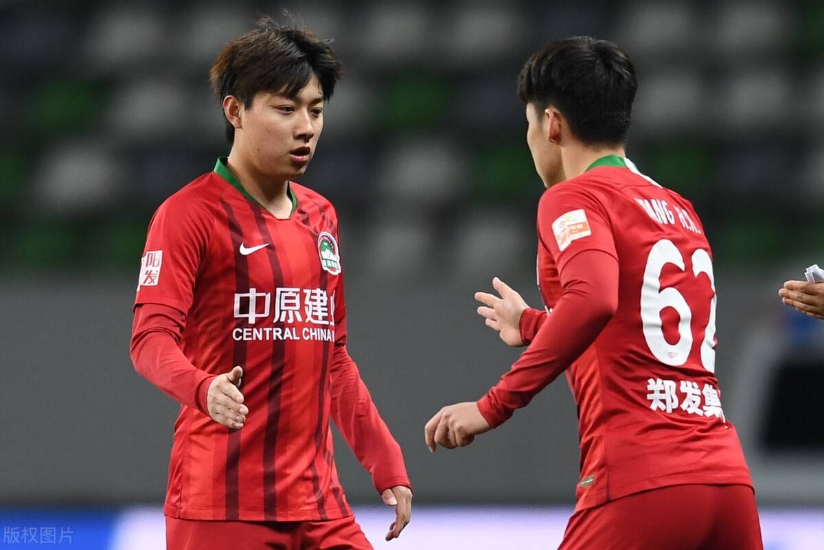 九游玩家推荐游戏关于中超集结日走向成谜，密尔沃基雄鹿战术微调，信心回归，球队文化再被提及的信息